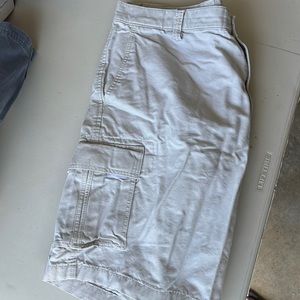 Men’s cargo shorts, size 40, Dockers